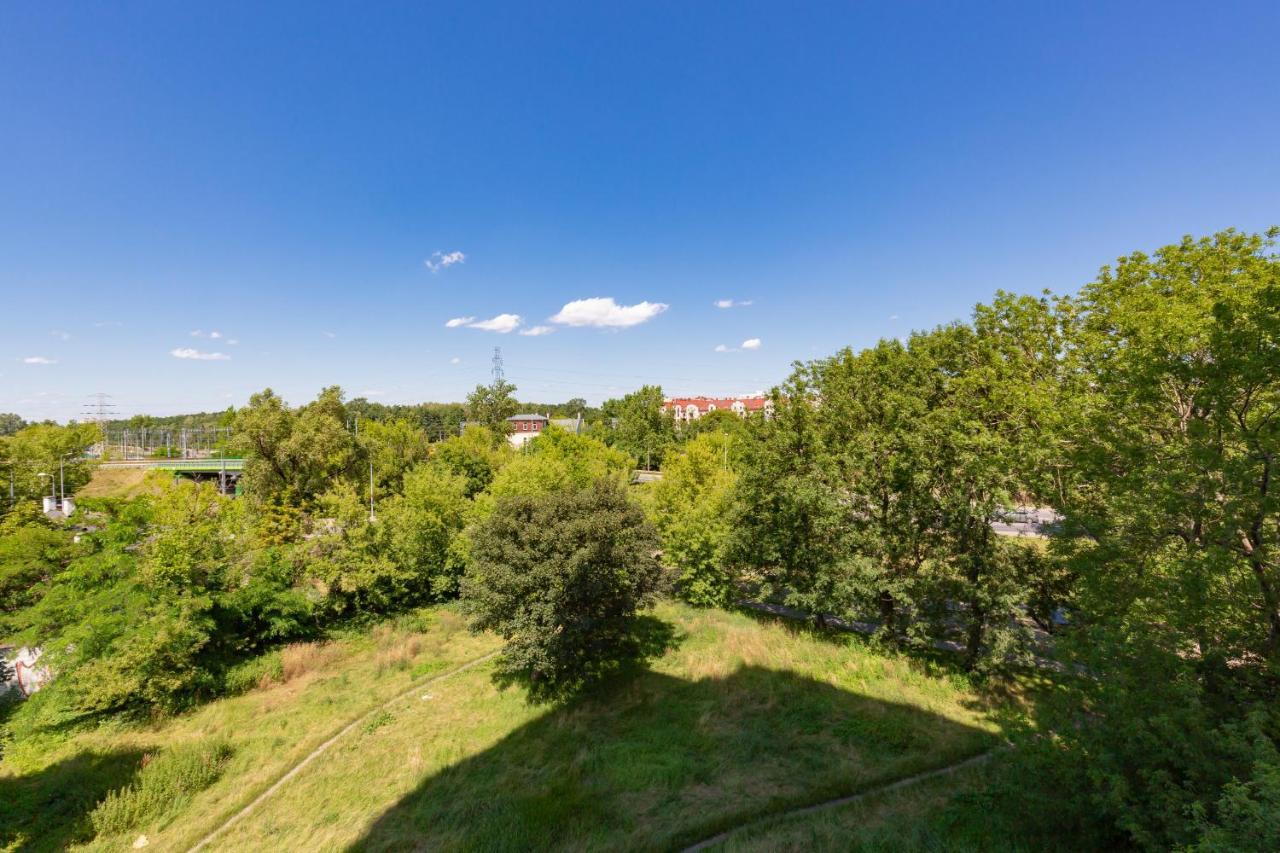 Cozy Apartment With Balcony Warszawa By Noclegi Renters Esterno foto